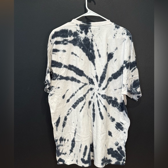 AC⚡️DC Band Tee - Picture 3 of 3